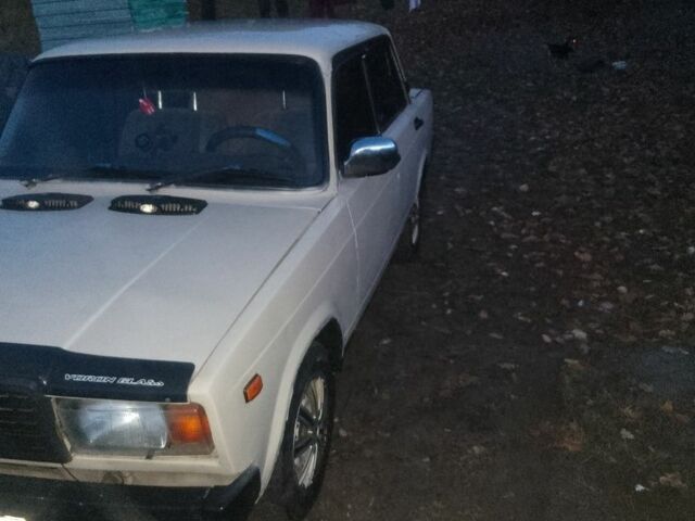 ВАЗ 2107 1987 в Монастырище на Automoto.ua Бежевый ВАЗ 2107, объемом двигателя 1.3 л и пробегом 1000 тыс. км за 1000 $, фото 2 на Automoto.ua