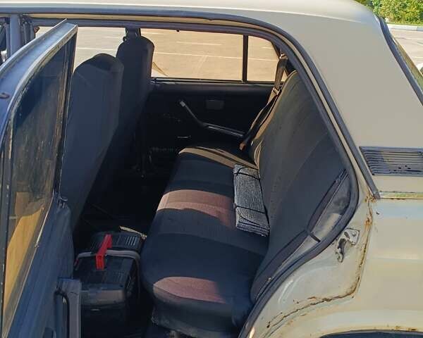 Бежевый ВАЗ 2107, объемом двигателя 1.5 л и пробегом 84 тыс. км за 650 $, фото 2 на Automoto.ua