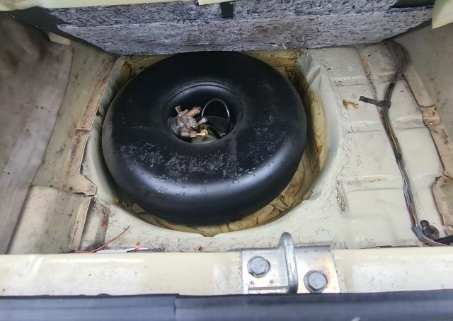 Бежевый ВАЗ 2107, объемом двигателя 0 л и пробегом 1000 тыс. км за 1499 $, фото 6 на Automoto.ua