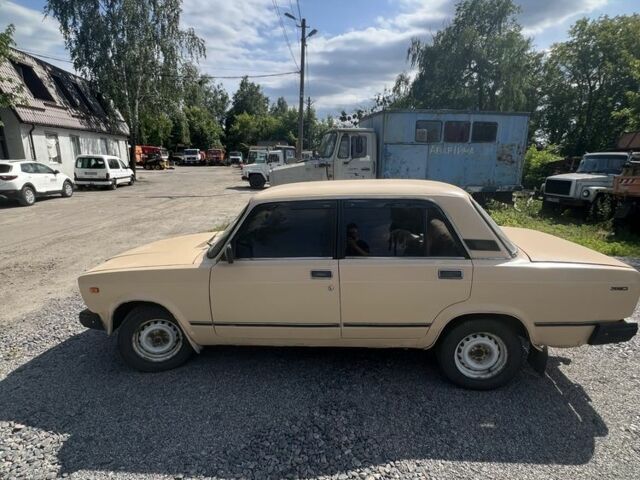 Бежевый ВАЗ 2107, объемом двигателя 1.5 л и пробегом 3 тыс. км за 607 $, фото 1 на Automoto.ua