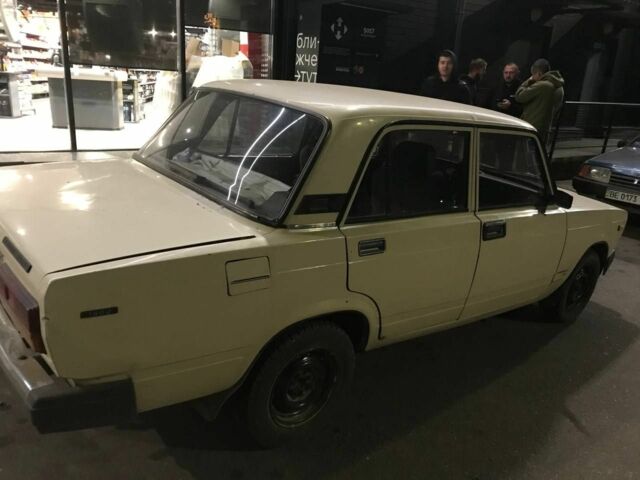 Бежевий ВАЗ 2107, об'ємом двигуна 1.5 л та пробігом 40 тис. км за 848 $, фото 3 на Automoto.ua
