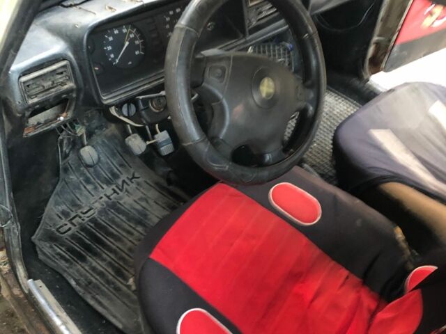 Бежевый ВАЗ 2107, объемом двигателя 1.3 л и пробегом 50 тыс. км за 358 $, фото 4 на Automoto.ua