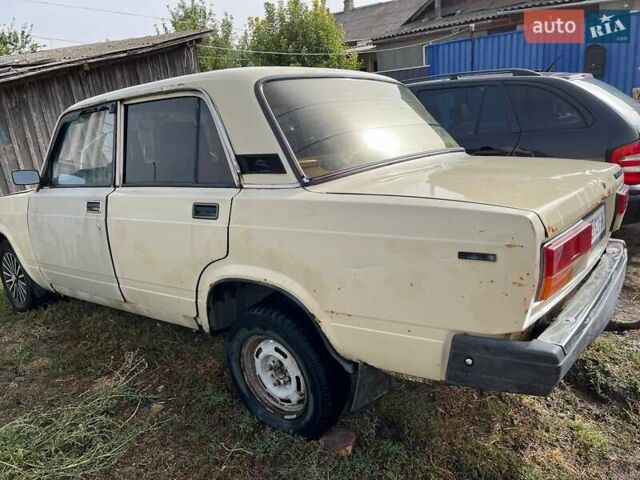 Бежевый ВАЗ 2107, объемом двигателя 1.3 л и пробегом 100 тыс. км за 650 $, фото 4 на Automoto.ua