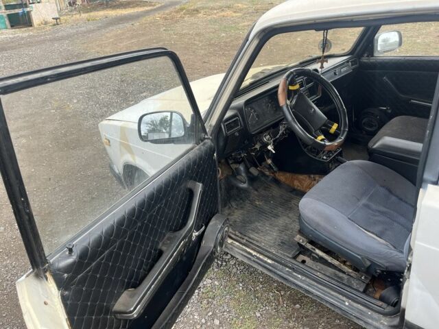 Бежевый ВАЗ 2107, объемом двигателя 1.5 л и пробегом 80 тыс. км за 339 $, фото 2 на Automoto.ua