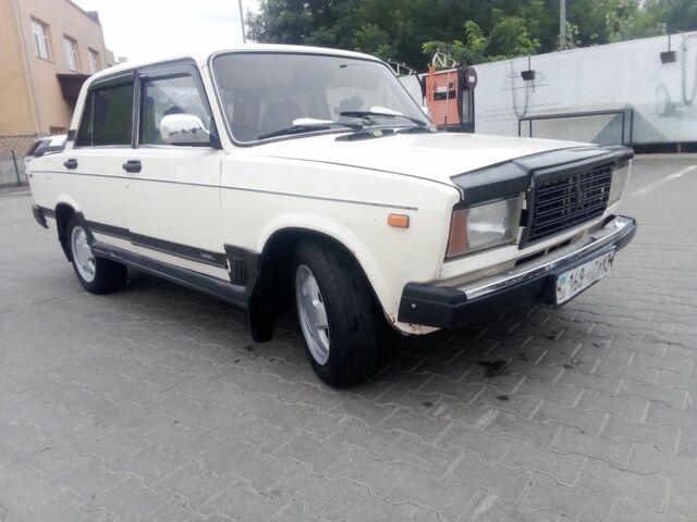 Бежевый ВАЗ 2107, объемом двигателя 1 л и пробегом 1 тыс. км за 750 $, фото 4 на Automoto.ua