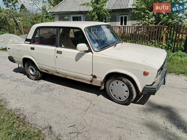 Бежевый ВАЗ 2107, объемом двигателя 1.45 л и пробегом 67 тыс. км за 650 $, фото 2 на Automoto.ua