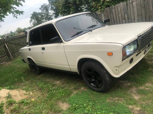 Бежевий ВАЗ 2107, об'ємом двигуна 1.3 л та пробігом 200 тис. км за 1182 $, фото 1 на Automoto.ua