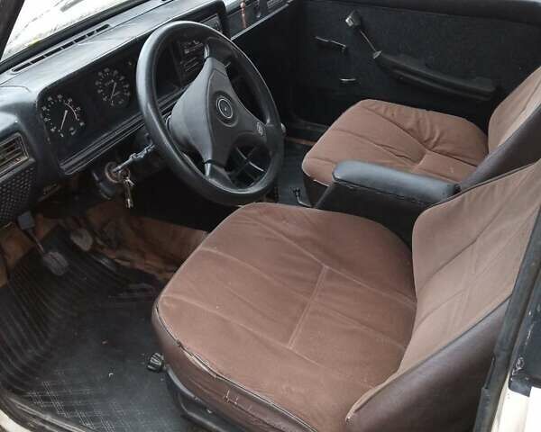 Бежевий ВАЗ 2107, об'ємом двигуна 1.5 л та пробігом 150 тис. км за 595 $, фото 3 на Automoto.ua