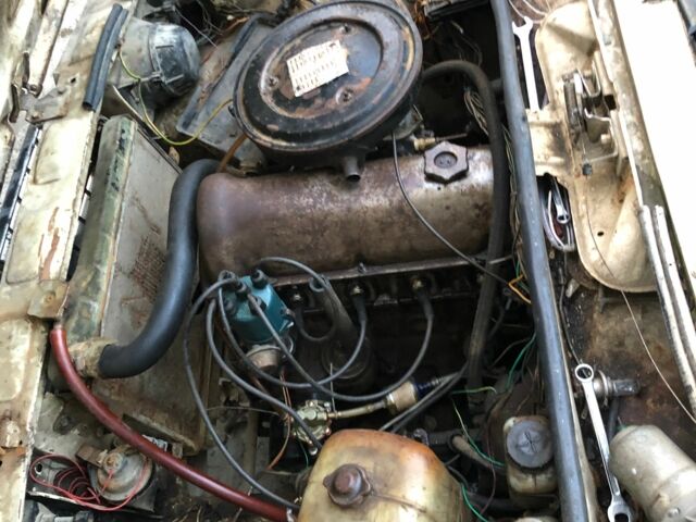 Бежевый ВАЗ 2107, объемом двигателя 1.3 л и пробегом 50 тыс. км за 358 $, фото 2 на Automoto.ua