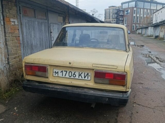 Бежевый ВАЗ 2107, объемом двигателя 1.5 л и пробегом 2 тыс. км за 308 $, фото 3 на Automoto.ua