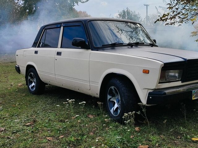 Бежевый ВАЗ 2107, объемом двигателя 0 л и пробегом 42 тыс. км за 1200 $, фото 3 на Automoto.ua