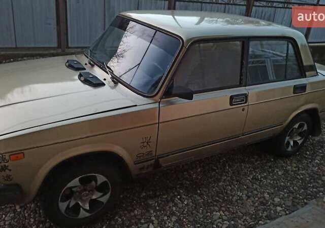 Бежевый ВАЗ 2107, объемом двигателя 1.5 л и пробегом 150 тыс. км за 800 $, фото 1 на Automoto.ua