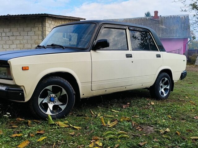 Бежевый ВАЗ 2107, объемом двигателя 0 л и пробегом 42 тыс. км за 1200 $, фото 4 на Automoto.ua