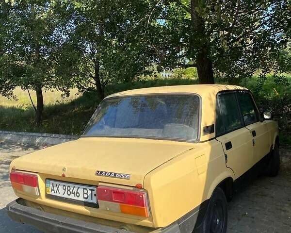 Бежевый ВАЗ 2107, объемом двигателя 0 л и пробегом 200 тыс. км за 800 $, фото 1 на Automoto.ua