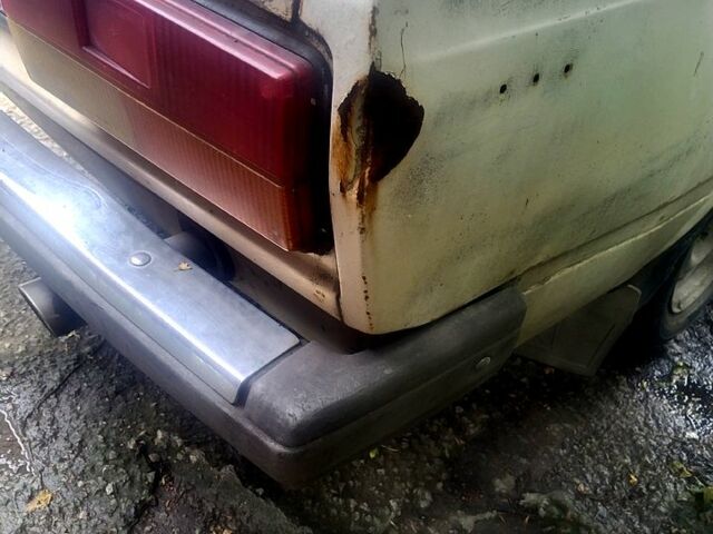 Бежевый ВАЗ 2107, объемом двигателя 1.5 л и пробегом 264 тыс. км за 350 $, фото 4 на Automoto.ua