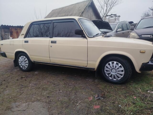 Бежевий ВАЗ 2107, об'ємом двигуна 1.5 л та пробігом 1000 тис. км за 1100 $, фото 7 на Automoto.ua