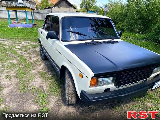 Бежевий ВАЗ 2107, об'ємом двигуна 1.5 л та пробігом 350 тис. км за 1150 $, фото 2 на Automoto.ua