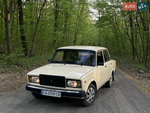 Бежевый ВАЗ 2107, объемом двигателя 1.5 л и пробегом 80 тыс. км за 1100 $, фото 2 на Automoto.ua
