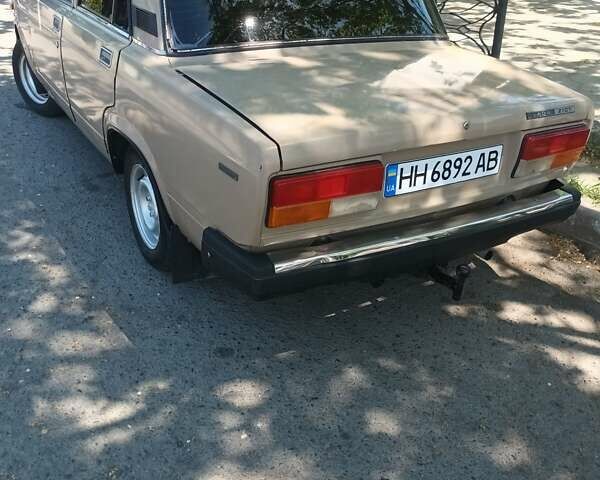 Бежевый ВАЗ 2107, объемом двигателя 1.45 л и пробегом 45 тыс. км за 1300 $, фото 1 на Automoto.ua
