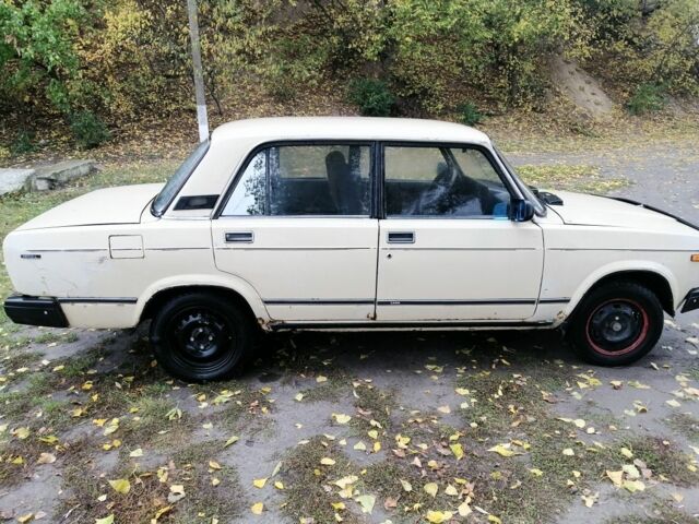 Бежевый ВАЗ 2107, объемом двигателя 1 л и пробегом 1 тыс. км за 450 $, фото 7 на Automoto.ua