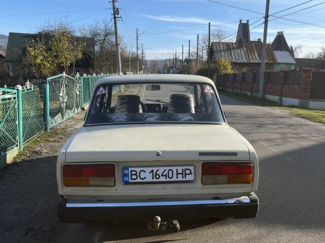 Бежевый ВАЗ 2107, объемом двигателя 1.5 л и пробегом 100 тыс. км за 800 $, фото 3 на Automoto.ua