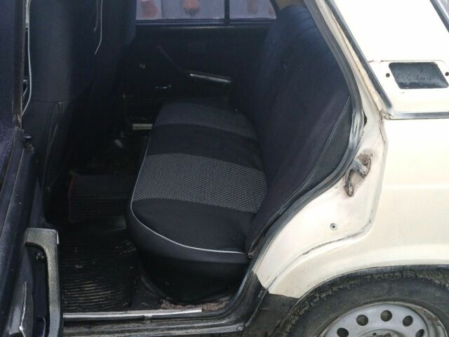 Бежевый ВАЗ 2107, объемом двигателя 0 л и пробегом 700 тыс. км за 638 $, фото 3 на Automoto.ua