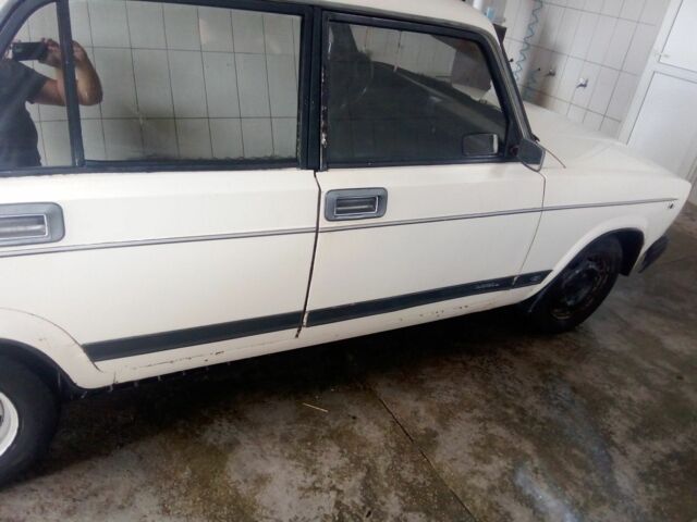 Бежевый ВАЗ 2107, объемом двигателя 0 л и пробегом 777 тыс. км за 284 $, фото 2 на Automoto.ua