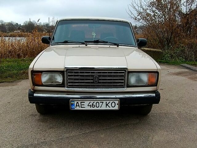 Бежевый ВАЗ 2107, объемом двигателя 1.5 л и пробегом 77 тыс. км за 1100 $, фото 2 на Automoto.ua