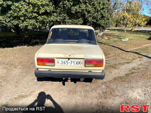 Бежевый ВАЗ 2107, объемом двигателя 1.5 л и пробегом 0 тыс. км за 1000 $, фото 2 на Automoto.ua