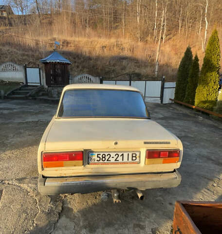 Бежевый ВАЗ 2107, объемом двигателя 1.5 л и пробегом 150 тыс. км за 400 $, фото 3 на Automoto.ua