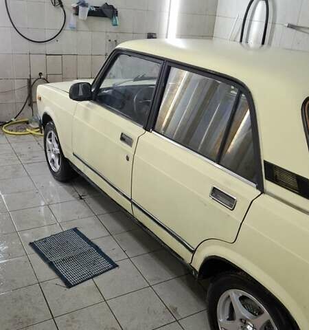 Бежевый ВАЗ 2107, объемом двигателя 1.6 л и пробегом 200 тыс. км за 1000 $, фото 6 на Automoto.ua