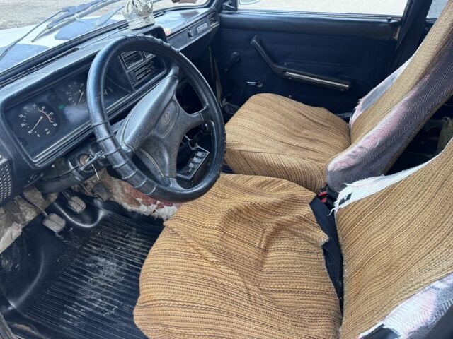 Бежевый ВАЗ 2107, объемом двигателя 1.5 л и пробегом 250 тыс. км за 350 $, фото 3 на Automoto.ua