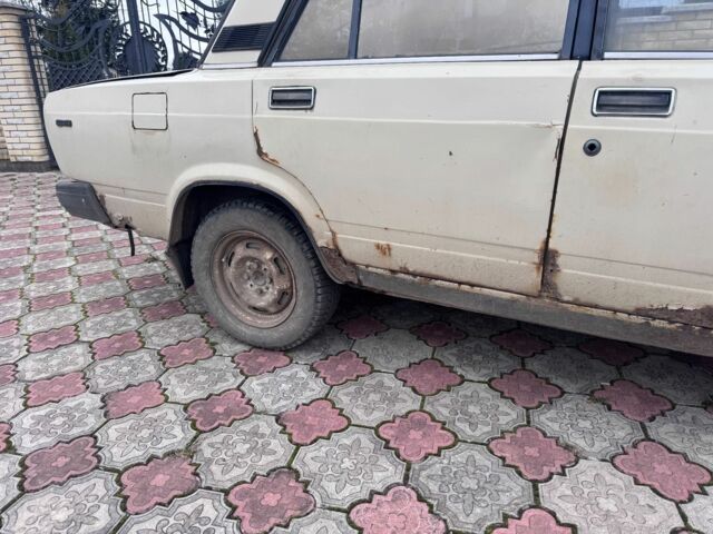 Бежевый ВАЗ 2107, объемом двигателя 1.5 л и пробегом 250 тыс. км за 350 $, фото 7 на Automoto.ua