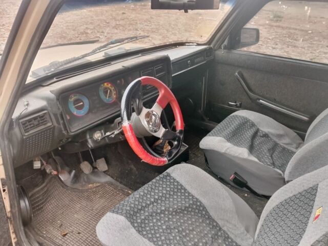 Бежевый ВАЗ 2107, объемом двигателя 0 л и пробегом 222 тыс. км за 553 $, фото 4 на Automoto.ua