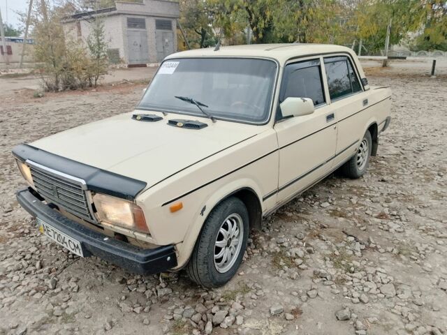 Бежевый ВАЗ 2107, объемом двигателя 0 л и пробегом 222 тыс. км за 553 $, фото 2 на Automoto.ua
