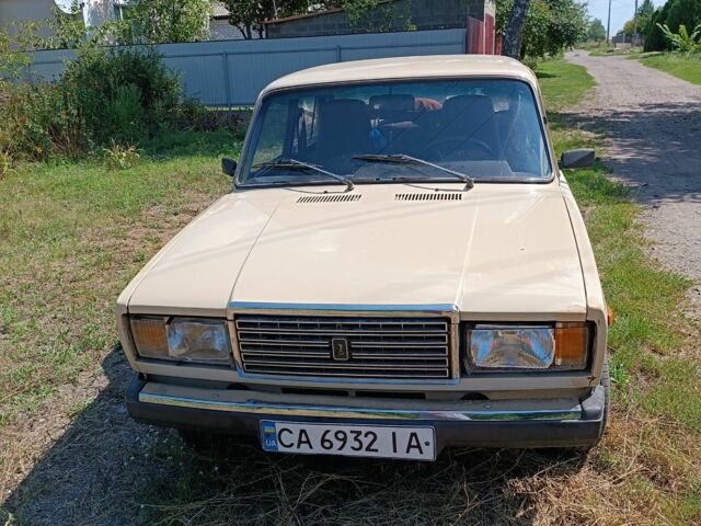 Бежевый ВАЗ 2107, объемом двигателя 1 л и пробегом 18 тыс. км за 1300 $, фото 11 на Automoto.ua