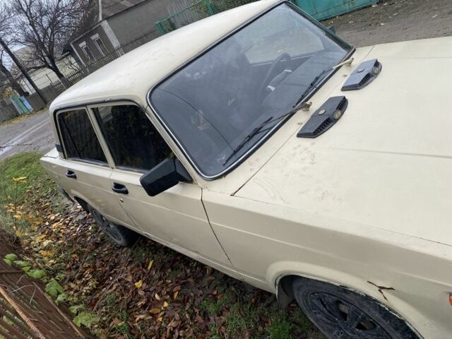 Бежевый ВАЗ 2107, объемом двигателя 1.5 л и пробегом 3 тыс. км за 262 $, фото 4 на Automoto.ua