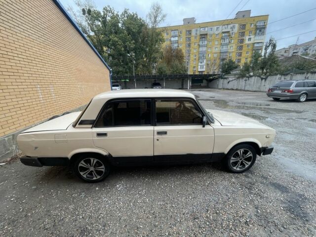 Бежевый ВАЗ 2107, объемом двигателя 1.5 л и пробегом 87 тыс. км за 900 $, фото 3 на Automoto.ua
