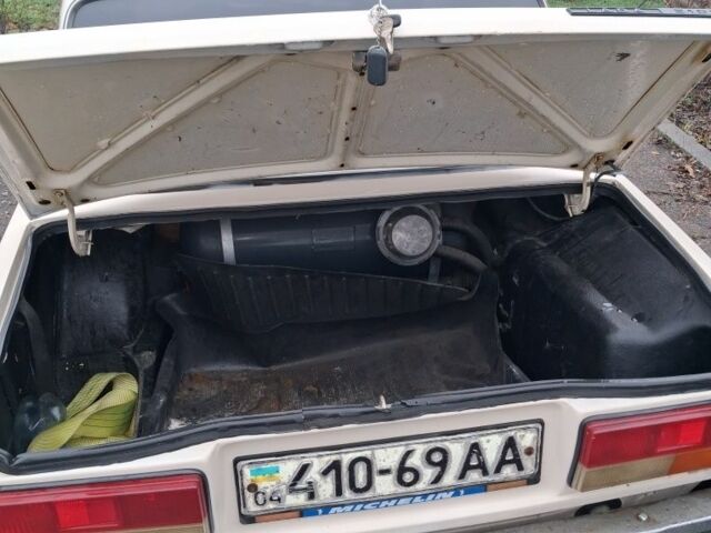 Бежевий ВАЗ 2107, об'ємом двигуна 0 л та пробігом 300 тис. км за 237 $, фото 10 на Automoto.ua