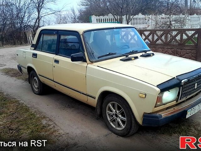 Бежевый ВАЗ 2107, объемом двигателя 16 л и пробегом 0 тыс. км за 600 $, фото 1 на Automoto.ua