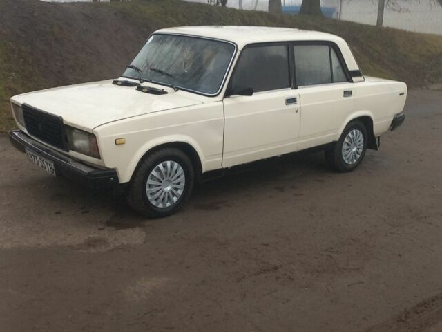 Бежевый ВАЗ 2107, объемом двигателя 0 л и пробегом 254 тыс. км за 438 $, фото 2 на Automoto.ua