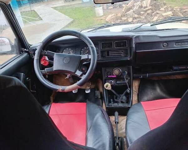 Бежевый ВАЗ 2107, объемом двигателя 1.5 л и пробегом 350 тыс. км за 593 $, фото 6 на Automoto.ua