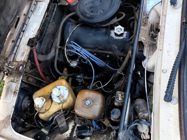 ВАЗ 2107 1994 у Ахтырке на Automoto.ua Бежевий ВАЗ 2107, об'ємом двигуна 1.5 л та пробігом 0 тис. км за 650 $, фото 7 на Automoto.ua