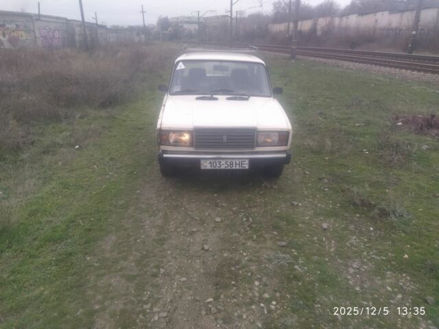 Бежевий ВАЗ 2107, об'ємом двигуна 0 л та пробігом 1000 тис. км за 570 $, фото 1 на Automoto.ua