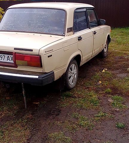 ВАЗ 2107 1995 в Гребенке на Automoto.ua Бежевый ВАЗ 2107, объемом двигателя 1.6 л и пробегом 165 тыс. км за 450 $, фото 4 на Automoto.ua