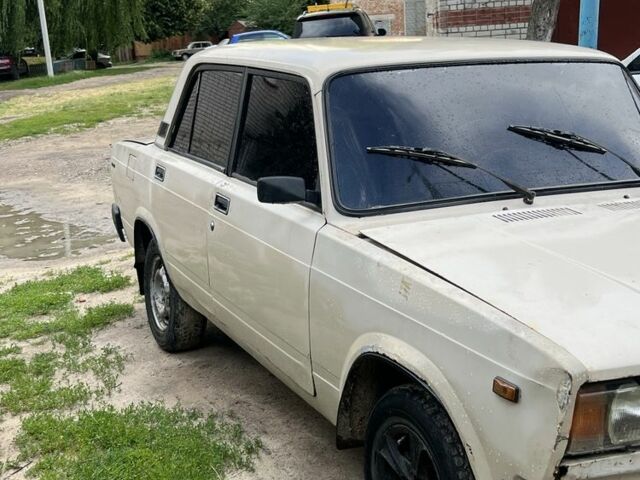 Бежевий ВАЗ 2107, об'ємом двигуна 1.5 л та пробігом 7 тис. км за 360 $, фото 1 на Automoto.ua