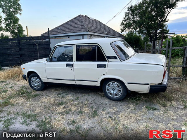 ВАЗ 2107 1995 в Днепре (Днепропетровске) на Automoto.ua Бежевый ВАЗ 2107, объемом двигателя 1.5 л и пробегом 342 тыс. км за 500 $, фото 7 на Automoto.ua