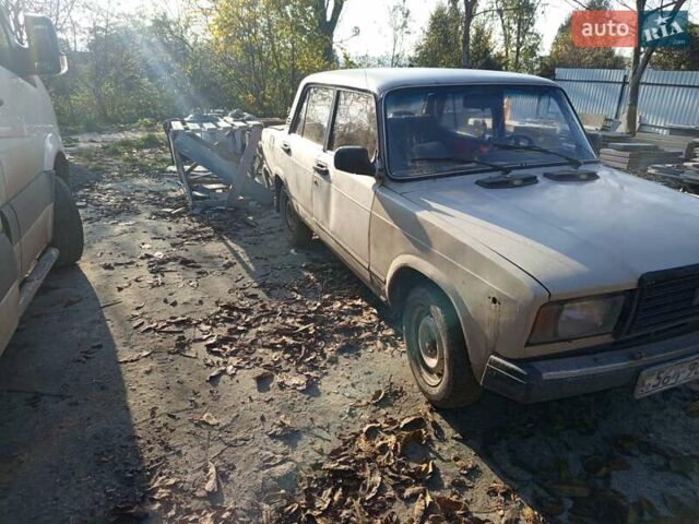 Бежевый ВАЗ 2107, объемом двигателя 1.5 л и пробегом 72 тыс. км за 350 $, фото 4 на Automoto.ua