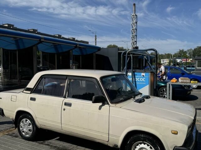 Бежевый ВАЗ 2107, объемом двигателя 1.6 л и пробегом 88 тыс. км за 800 $, фото 2 на Automoto.ua