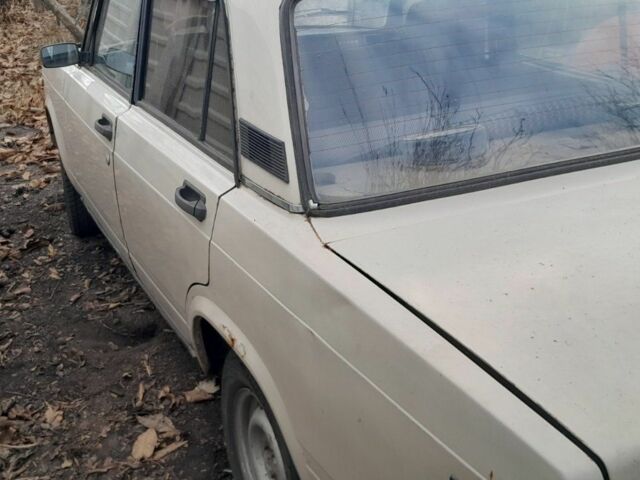 Бежевий ВАЗ 2107, об'ємом двигуна 1.5 л та пробігом 32 тис. км за 750 $, фото 3 на Automoto.ua
